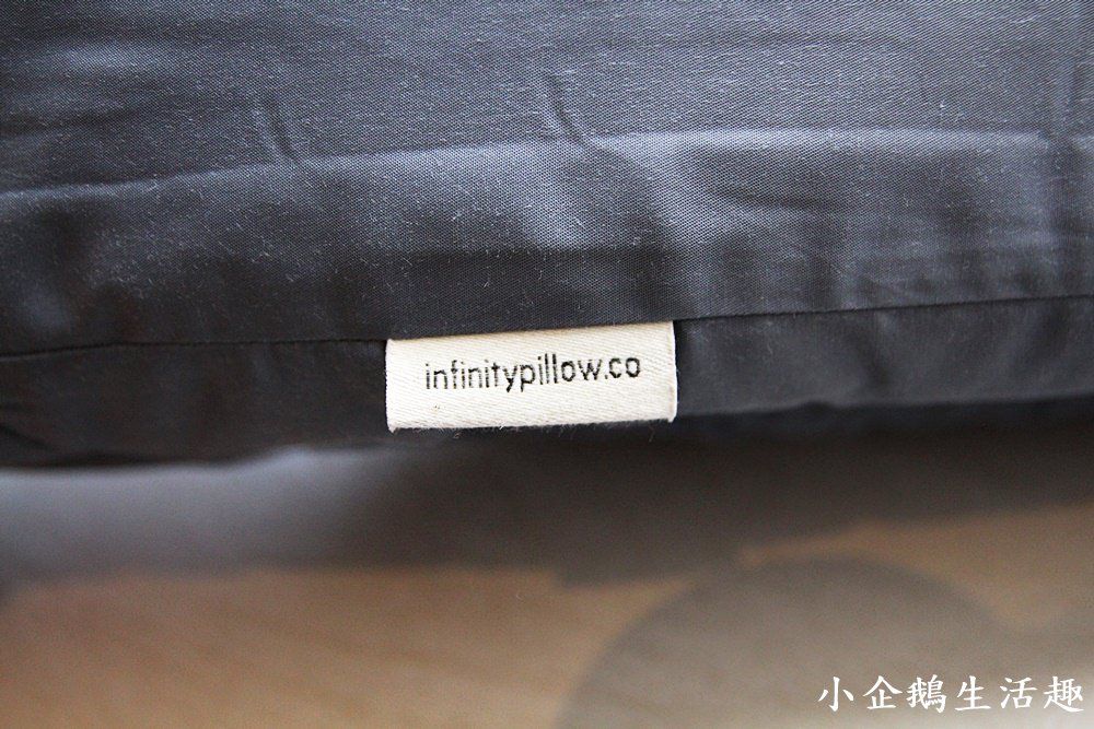 旅遊好物｜INFINITY PILLOW 多功能百變頸枕 出國、辦公室、旅遊必備