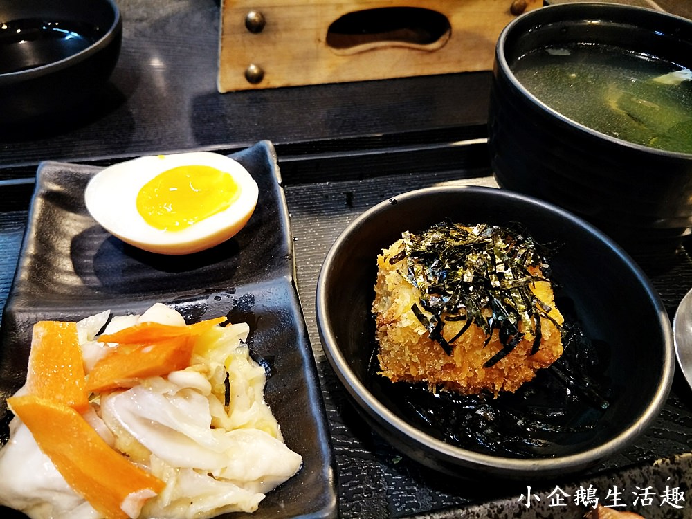 彰化美食。ㄨ麻尹日式蓋飯｜(文內贈獎)CP值破表的霸氣ㄨ魔爪肋排 超威的煎烤原塊牛定食 份量大又平價美味