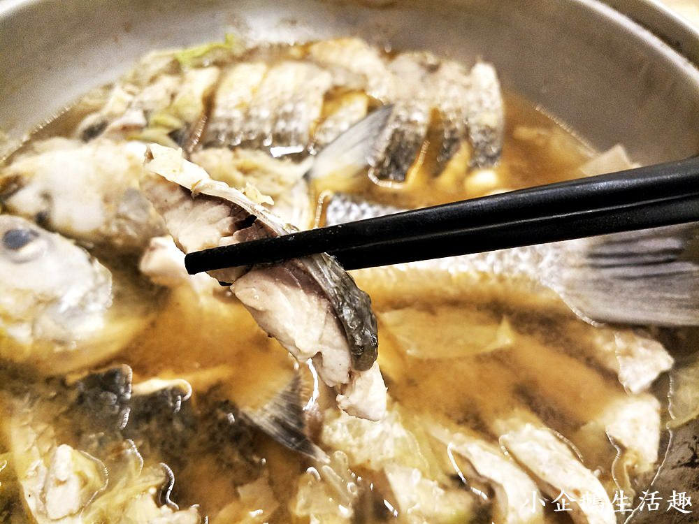 員林美食｜食尚玩家推薦：鮮魚鮮食酒坊 員林家庭居酒屋 華成市場價格親民的東港漁貨料理(已歇業)