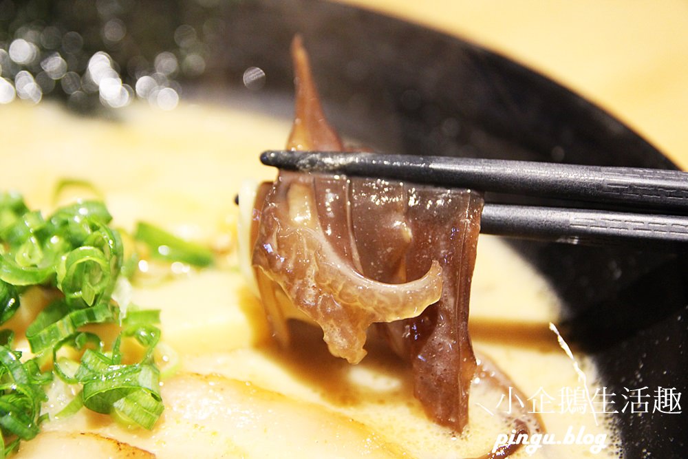 麵屋虎徹｜台中逢甲美食：濃郁的豚骨湯頭Q彈的麵條搭配出絕佳的美味