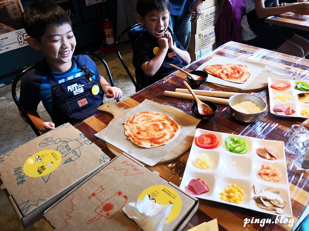 那間披薩LA PIZZA｜親子一起做披薩 充滿樂趣的PIZZA體驗 現做現吃好幸福~