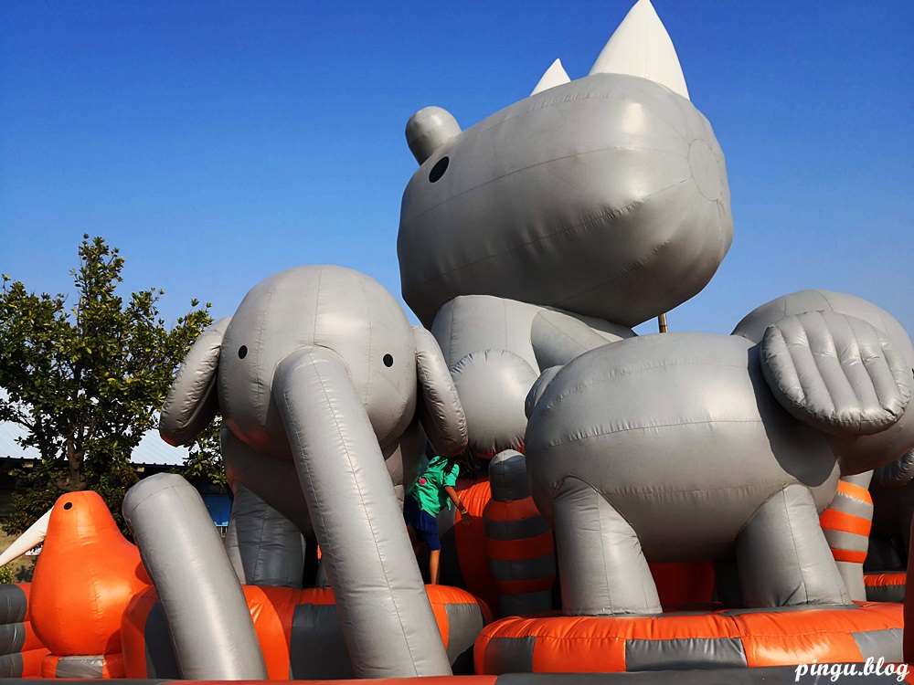 2019高雄展覽｜Art-Zoo 藝術動物園 15 座巨型動物氣墊樂園 奇幻彩虹中隱藏著19公尺溜滑梯的獨角獸 150,000球池的泡泡熊浴 讓小朋友完全放電