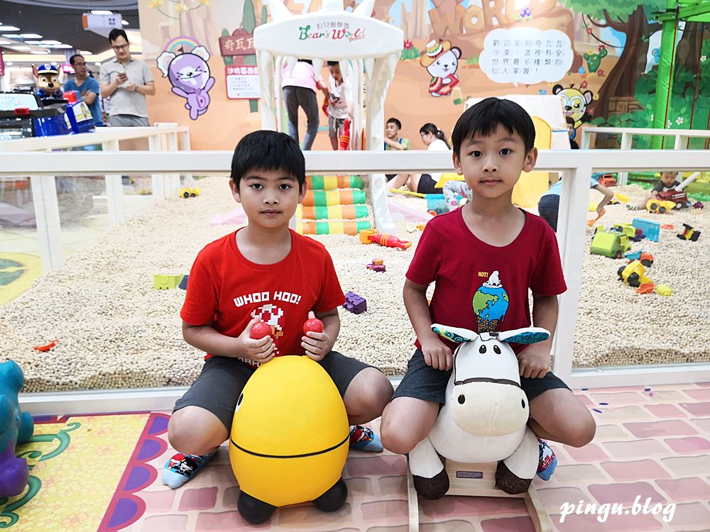 高雄親子館｜(文內贈票)貝兒絲樂園 高雄狂歡墨國主題館 30項遊樂設施嗨翻天