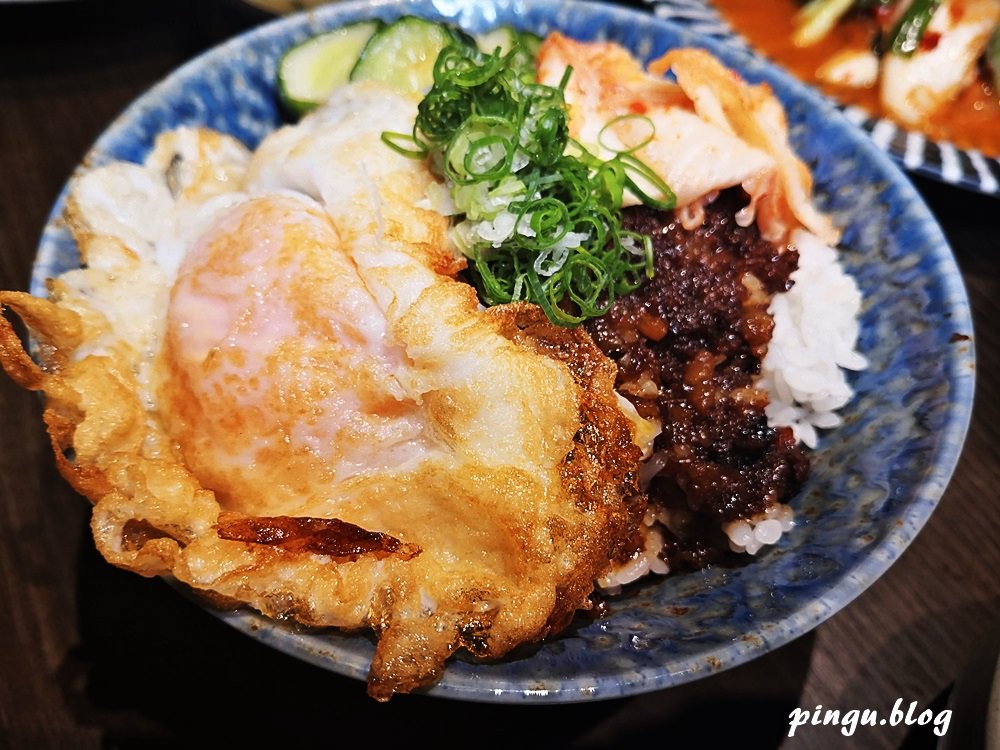 光食料理｜台中西屯區美食 深夜食堂。居酒屋 蘭笑軒和牛滷肉飯