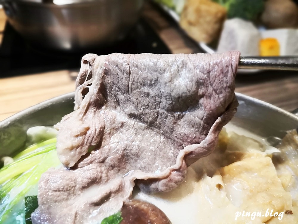 員林美食｜火鍋世家 霸氣龍蝦 高質感肉品 冰淇淋飲品無限供應