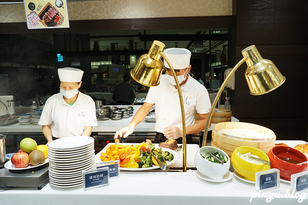 宜蘭美食｜宜蘭悅川酒店羅琳西餐廳自助百匯吃到飽 爐烤牛排/烤鴨/紅白酒啤酒無限暢飲 六歲以下免費