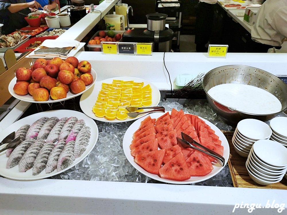 宜蘭美食｜宜蘭悅川酒店羅琳西餐廳自助百匯吃到飽 爐烤牛排/烤鴨/紅白酒啤酒無限暢飲 六歲以下免費