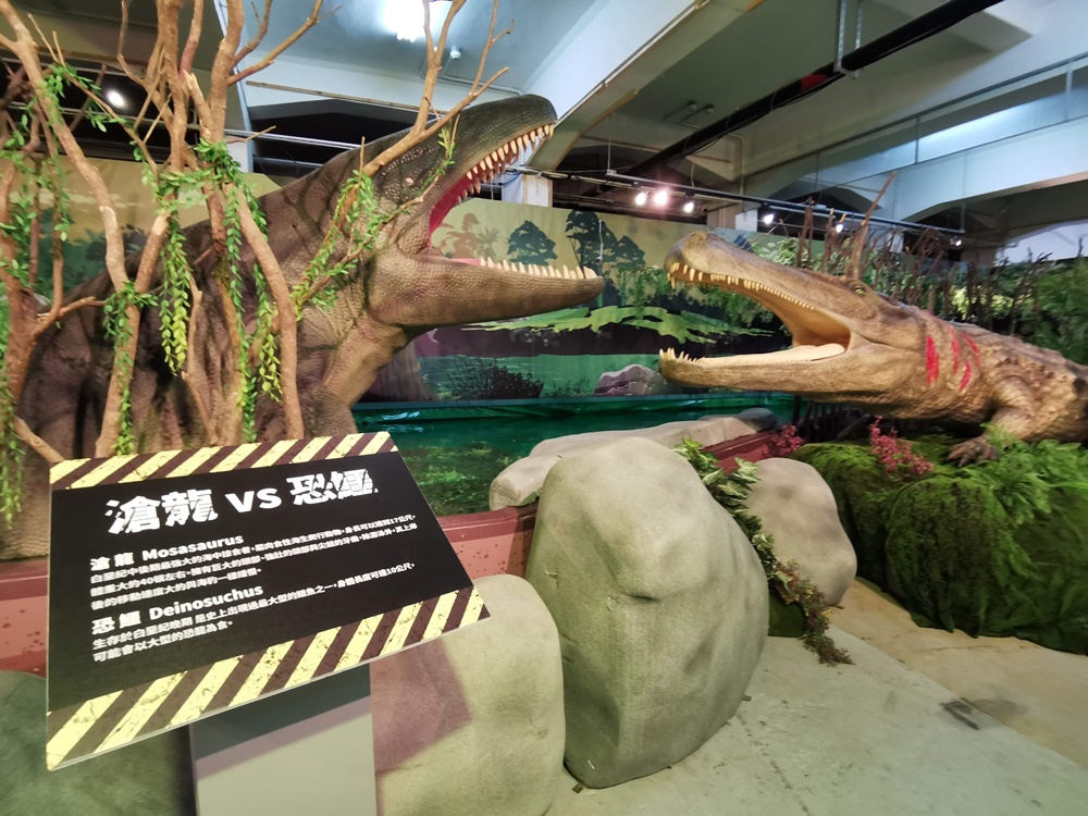 2021嘉義展覽｜侏羅紀X恐龍水世界 乘獨木舟探索恐龍水世界 ( 2021/01/16~04/11)