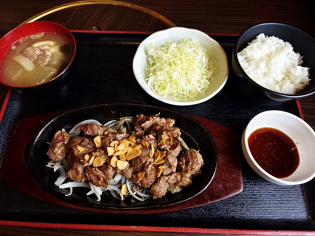 沖繩美食｜燒肉乃我那霸本店 午餐定食晚餐燒肉吃到飽 不能錯過的燒肉美食