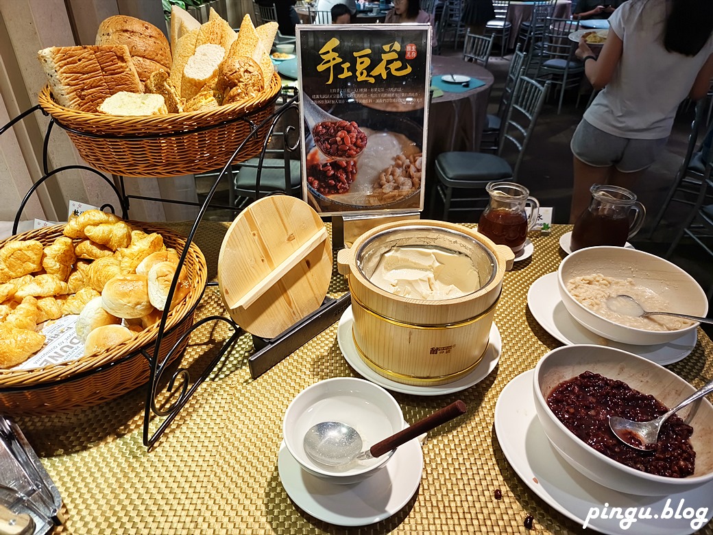 新悦花園酒店｜頤粵軒精緻粵菜必吃港點 嘉義超推的親子飯店 特色主題房/旋轉木馬/賽車道/親子遊戲室