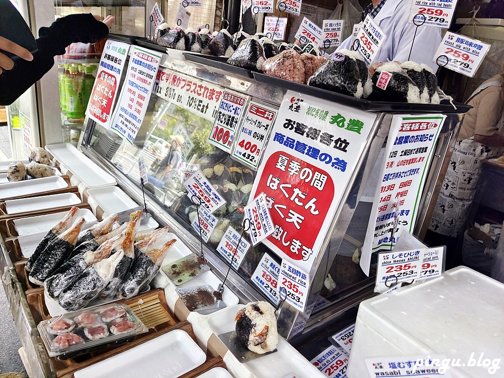 東京築地美食｜築地丸豐飯糰 「天婦羅蝦」、「鮪魚捲」飯糰