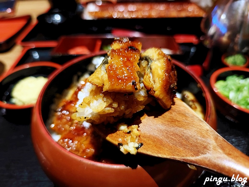 大江戶町鰻屋｜台中美食「無敵一家 鰻や」一本鰻/松露風安格斯牛鰻重/夢幻鰻魚桶飯3+1吃特色鰻魚料理