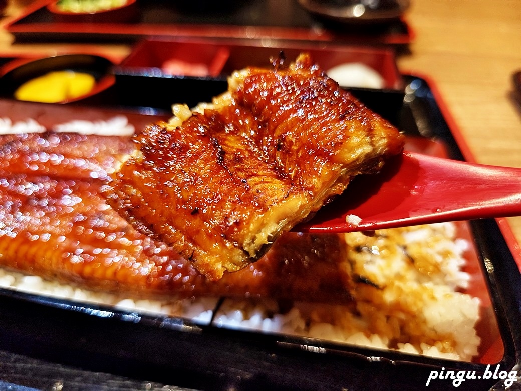 大江戶町鰻屋｜台中美食「無敵一家 鰻や」一本鰻/松露風安格斯牛鰻重/夢幻鰻魚桶飯3+1吃特色鰻魚料理