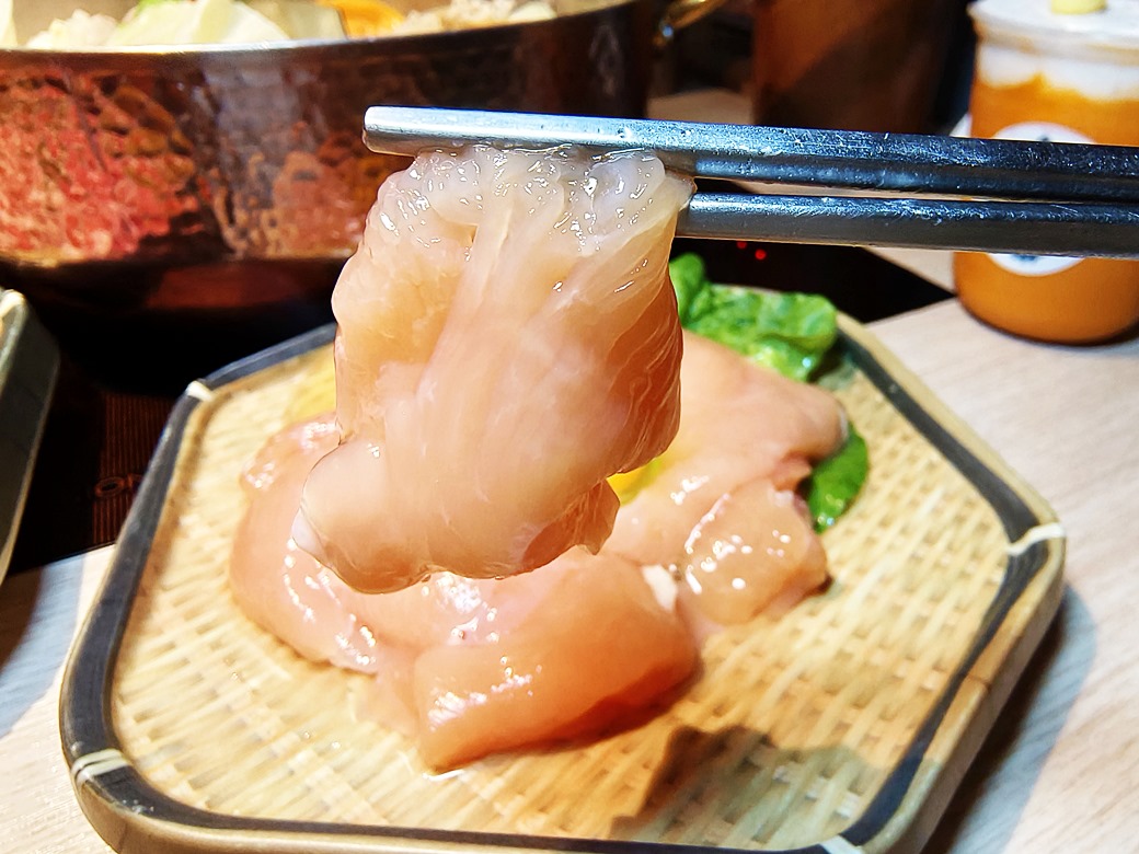 鍋泰暖｜員林最強泰式鍋物 火鍋控必朝聖 叻沙、肉骨茶湯底超濃郁 還有爆漿蝦球等你來試！