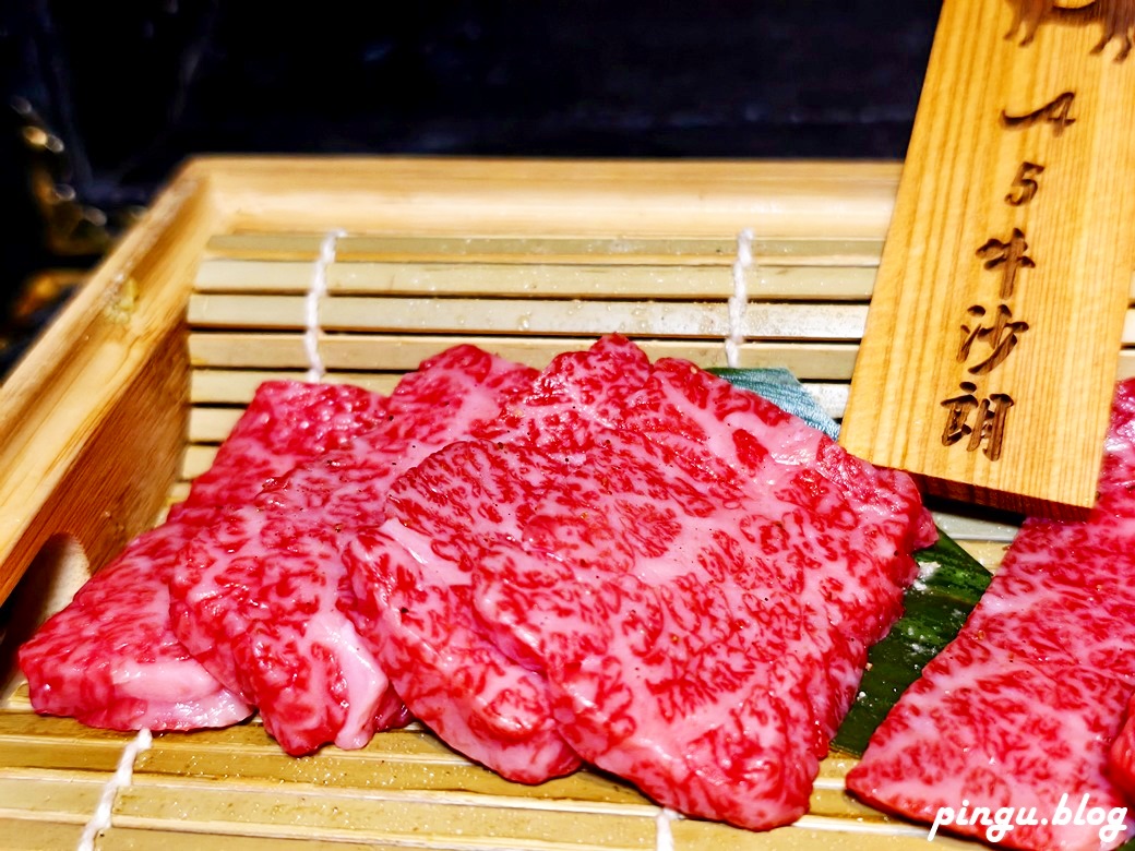 山鯨本家．HONKE｜奢華和牛饗宴 台中西屯高檔燒肉推薦 免費和服體驗