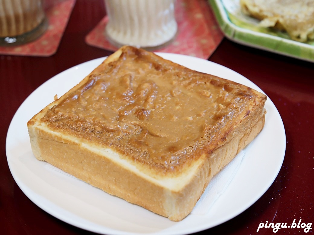 台中有春茶館大墩店｜復古潮流的新式茶館 銅板點心及古早味餐點 超適合三五好友聊天聚會