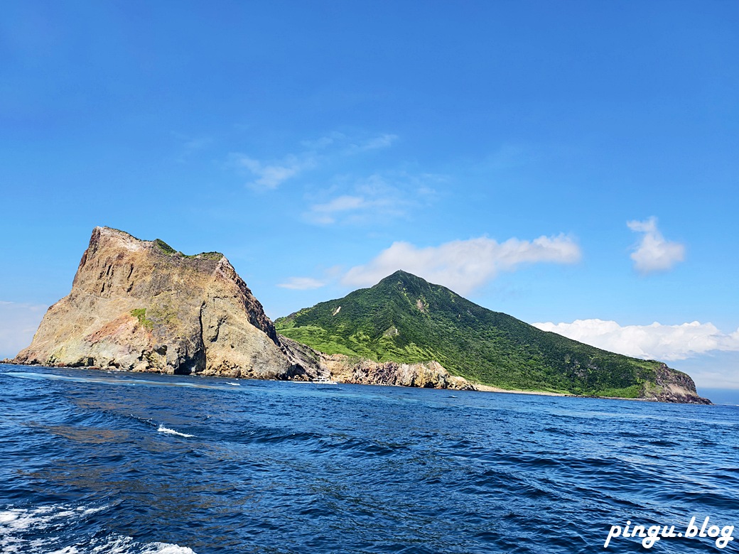 宜蘭賞鯨龜山島半日遊｜海豚共舞 環繞龜山島 登島探秘 三合一的海上奇幻旅程