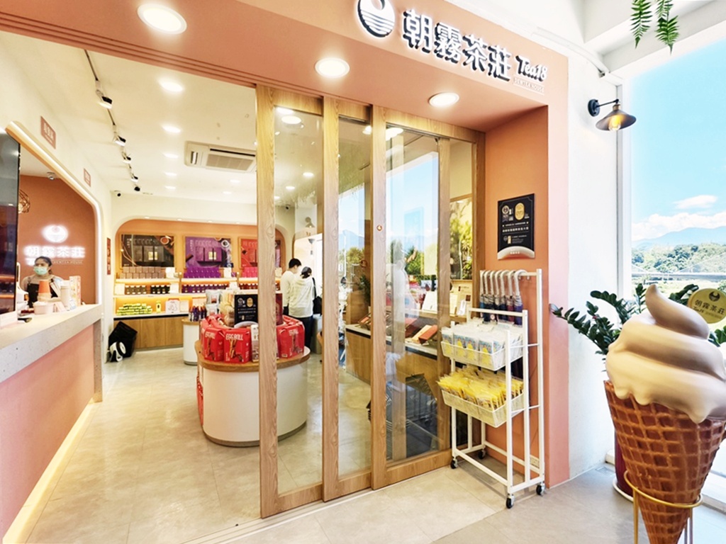 日月町複合商場|南投埔里全新純白生活聚落,書香、咖啡、餐車美食地圖 日月町複合商場|南投埔里全新純白生活聚落,書香、咖啡、餐車美食地圖