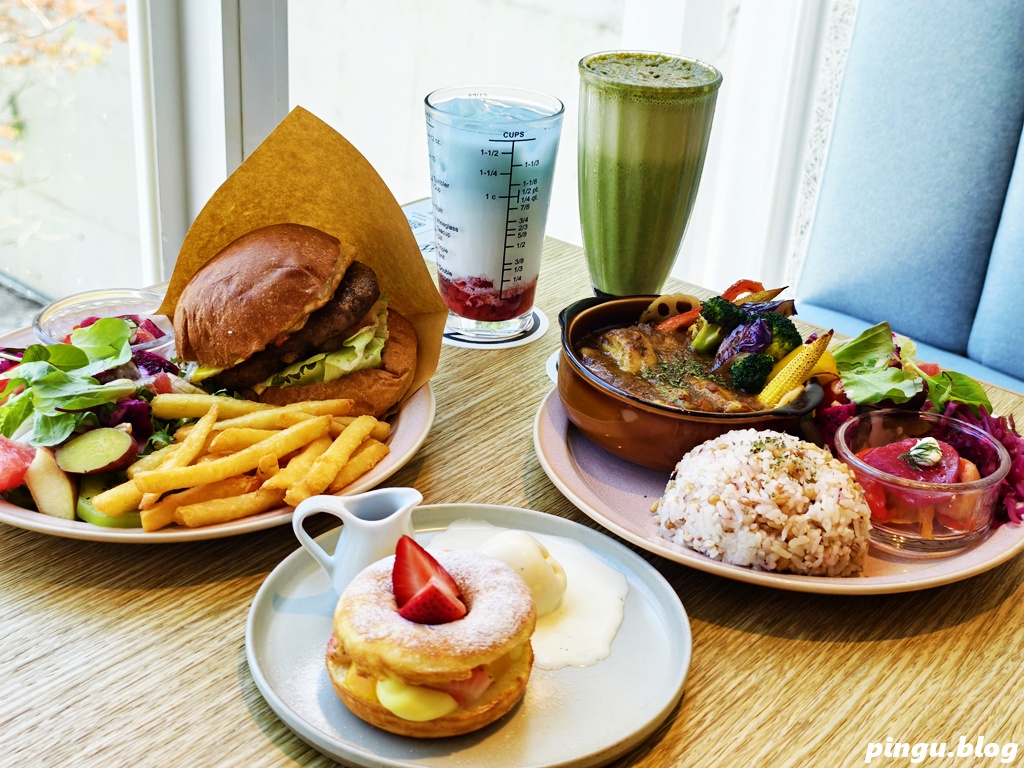 日月町複合商場|南投埔里全新純白生活聚落,書香、咖啡、餐車美食地圖 日月町複合商場|南投埔里全新純白生活聚落,書香、咖啡、餐車美食地圖