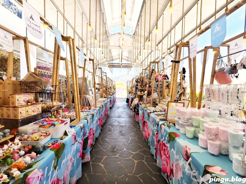 日月町複合商場|南投埔里全新純白生活聚落,書香、咖啡、餐車美食地圖 日月町複合商場|南投埔里全新純白生活聚落,書香、咖啡、餐車美食地圖