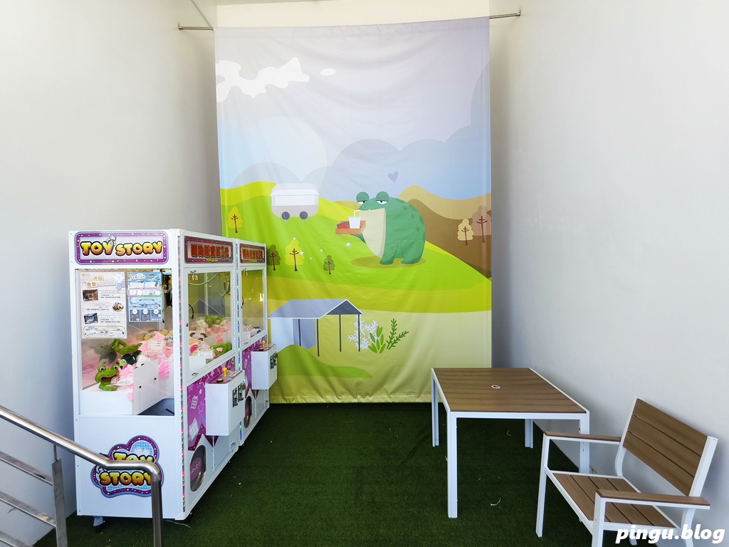 日月町複合商場|南投埔里全新純白生活聚落,書香、咖啡、餐車美食地圖 日月町複合商場|南投埔里全新純白生活聚落,書香、咖啡、餐車美食地圖