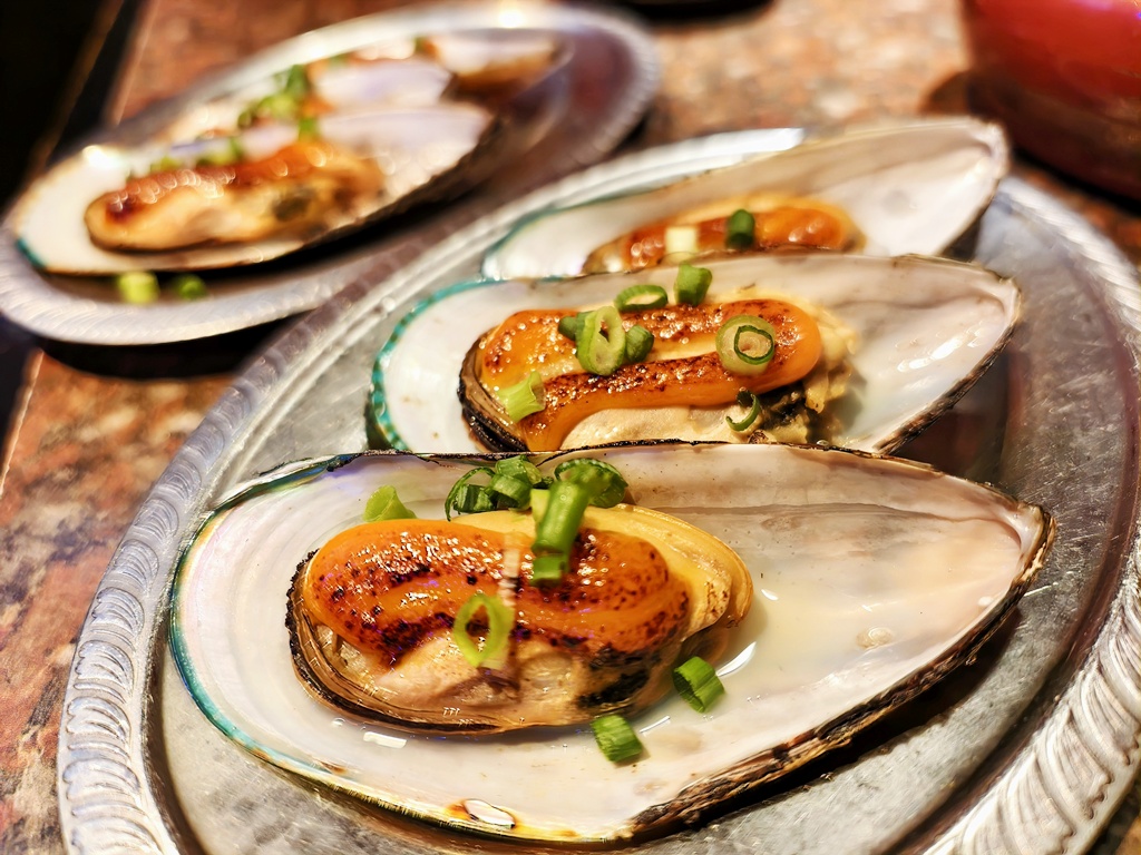 Onisan Kumoji鬼島｜沖繩那霸超狂居酒屋吃到飽 雪蟹、生魚片、酒水通通無限續！