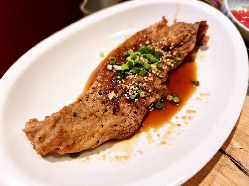 Onisan Kumoji鬼島｜沖繩那霸超狂居酒屋吃到飽 雪蟹、生魚片、酒水通通無限續！