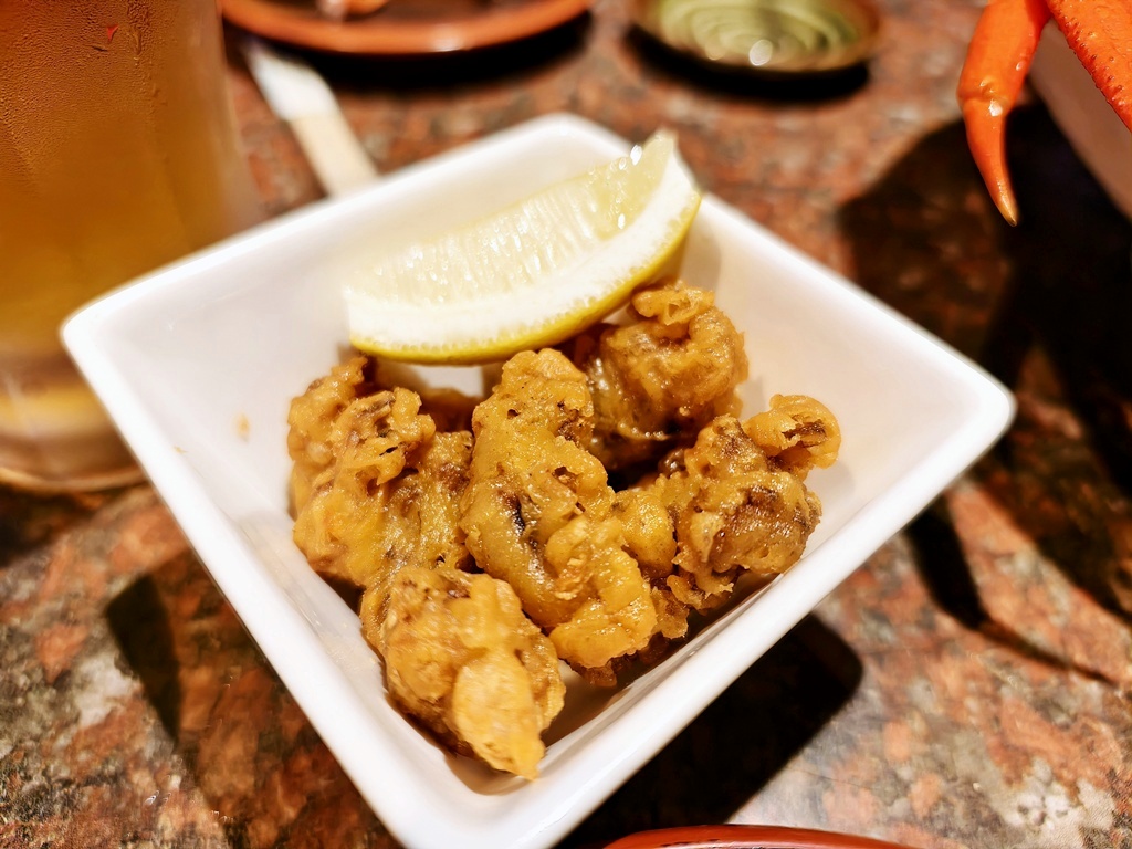 Onisan Kumoji鬼島｜沖繩那霸超狂居酒屋吃到飽 雪蟹、生魚片、酒水通通無限續！