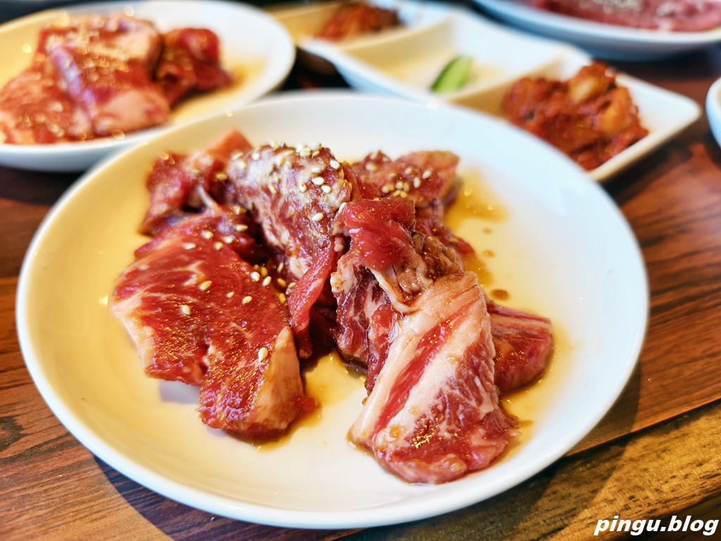 北谷龍燒肉｜沖繩燒肉吃到飽 黑毛和牛/阿古豬一次滿足 距離美國村只要10分鐘