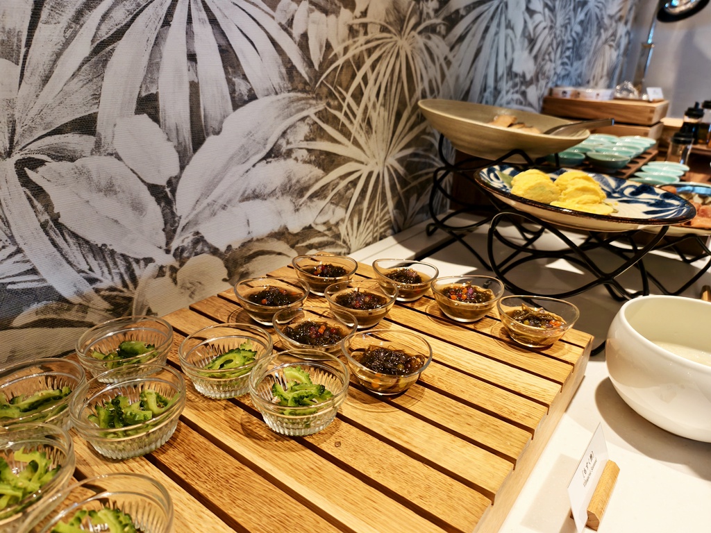 THE NEST那覇｜鄰近沖繩旭橋單軌站 泳池酒吧免費飲料無限供應