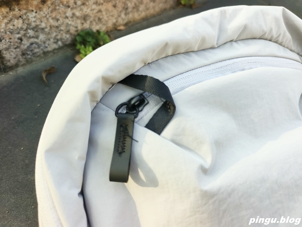 Targus電腦包|16” Terra Compact Backpack 輕款防盜休閒電腦包 Targus電腦包|16” Terra Compact Backpack 輕款防盜休閒電腦包