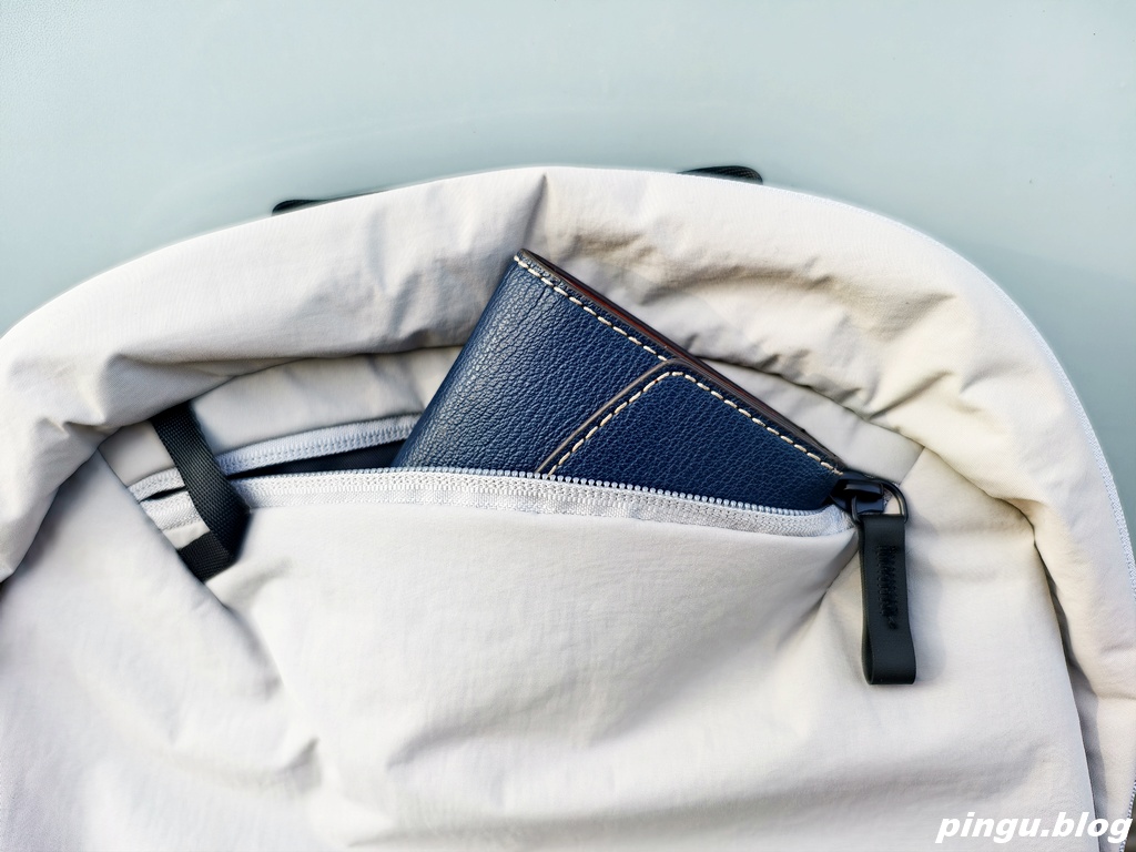 Targus電腦包|16” Terra Compact Backpack 輕款防盜休閒電腦包 Targus電腦包|16” Terra Compact Backpack 輕款防盜休閒電腦包