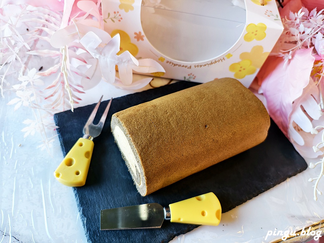 MT甜新品|焦糖香蕉焙茶生乳捲 層層堆疊的成熟系甜點 從焙茶到焦糖的完美平衡 MT甜新品|焦糖香蕉焙茶生乳捲 層層堆疊的成熟系甜點 從焙茶到焦糖的完美平衡