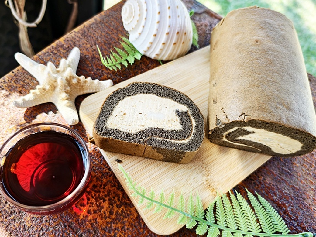 MT甜新品|焦糖香蕉焙茶生乳捲 層層堆疊的成熟系甜點 從焙茶到焦糖的完美平衡 MT甜新品|焦糖香蕉焙茶生乳捲 層層堆疊的成熟系甜點 從焙茶到焦糖的完美平衡