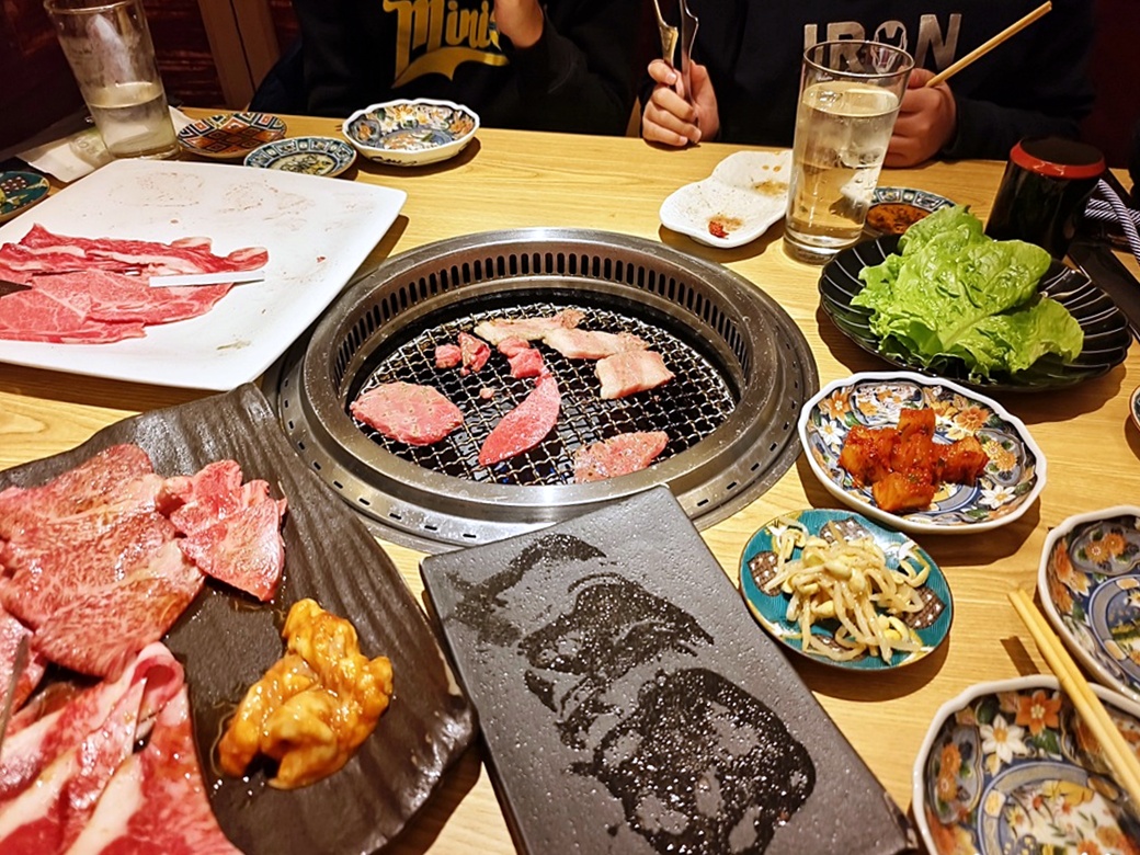東京焼肉炙屋武蔵|頂級燒肉吃到飽 牛舌/牛肋眼/和牛炙燒壽司吃到飽 東京焼肉炙屋武蔵|頂級燒肉吃到飽 牛舌/牛肋眼/和牛炙燒壽司吃到飽