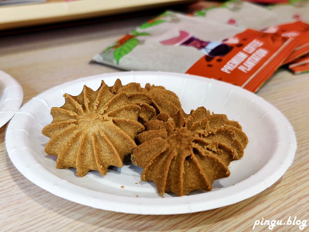 台灣女神禮盒｜大甲伴手禮推薦 手工厚蛋捲＋法式輕曲奇＋精品咖啡 一盒搞定送禮體面度