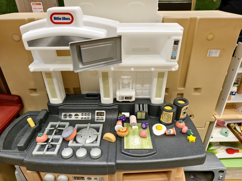 遊戲愛樂園台中米平方店|主題公園店 吃喝玩一站搞定的室內樂園 台中親子放電的好去處 遊戲愛樂園台中米平方店|主題公園店 吃喝玩一站搞定的室內樂園 台中親子放電的好去處