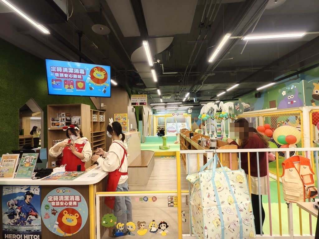 遊戲愛樂園台中米平方店|主題公園店 吃喝玩一站搞定的室內樂園 台中親子放電的好去處 遊戲愛樂園台中米平方店|主題公園店 吃喝玩一站搞定的室內樂園 台中親子放電的好去處