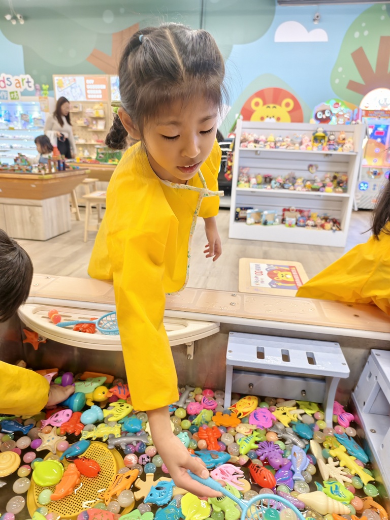 遊戲愛樂園台中米平方店｜主題公園店 吃喝玩一站搞定的室內樂園 台中親子放電的好去處